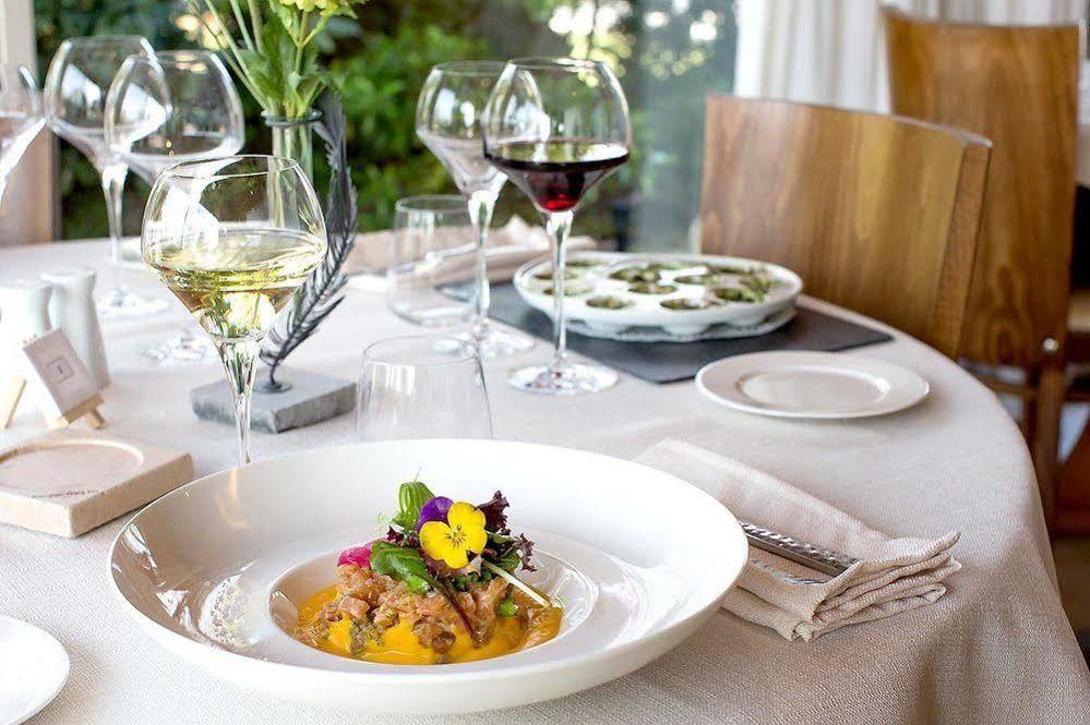 Hotel-Restaurant "La Gremelle" Ladoix-Serrigny Buitenkant foto